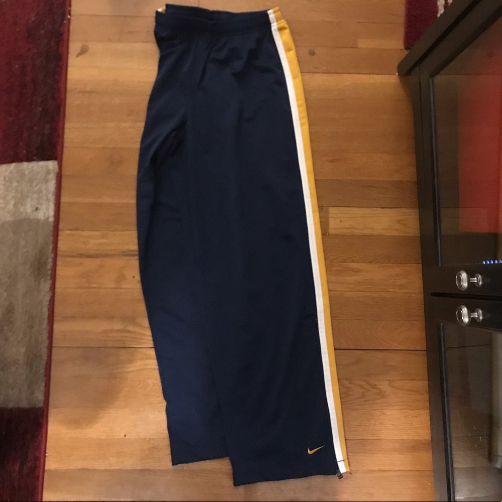Boys Nike Athletic Pants